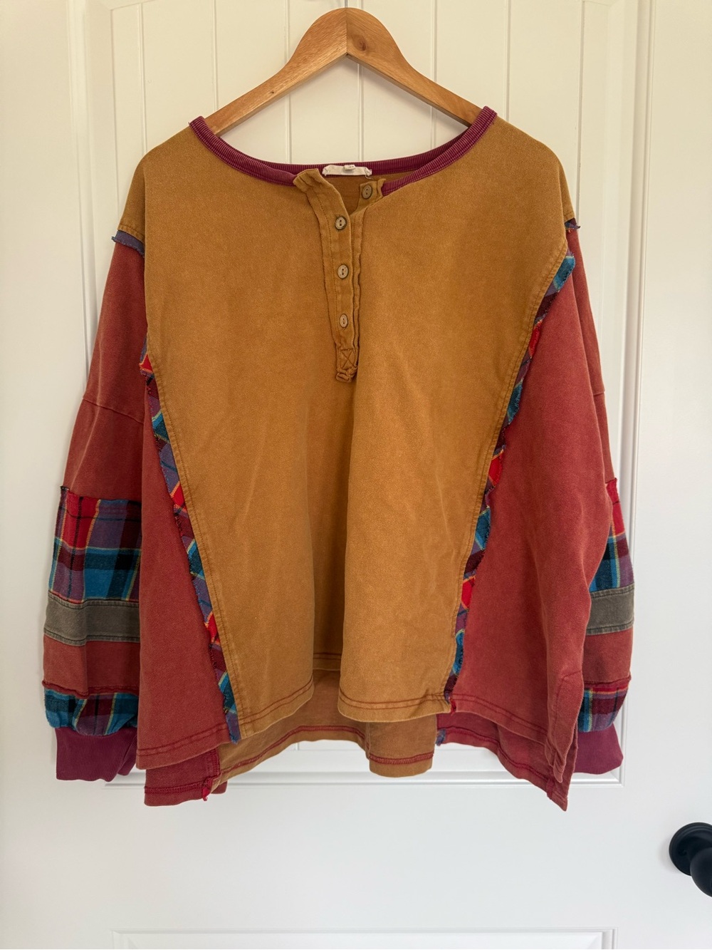 Easel Los Angeles Plaid Patchwork Henley Pullover Top Oversized Mixed Media L